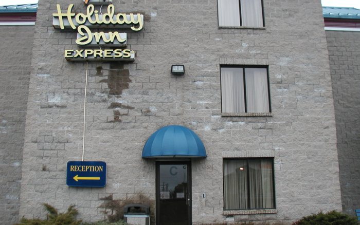 Holiday Inn Holiday Inn